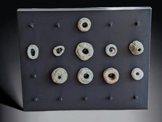 Spindle whorl display