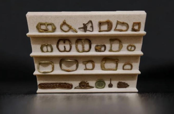 Buckle (Multi-Finds Display)